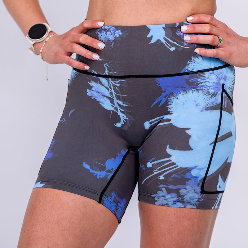 Floral Ice Seamless Mid-Thigh Shorts