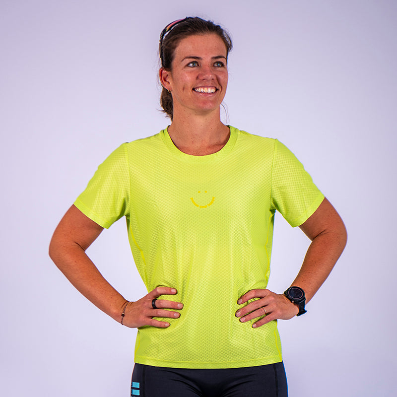Lellow Women's Happy Tech Tee