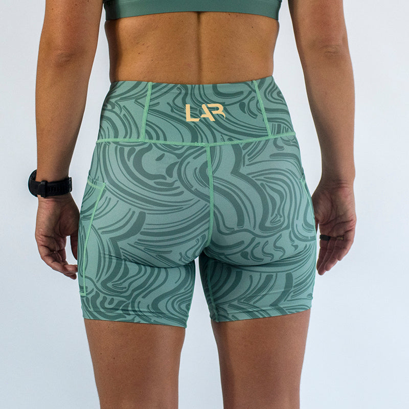 Gaia Seamless Mid Thigh Shorts