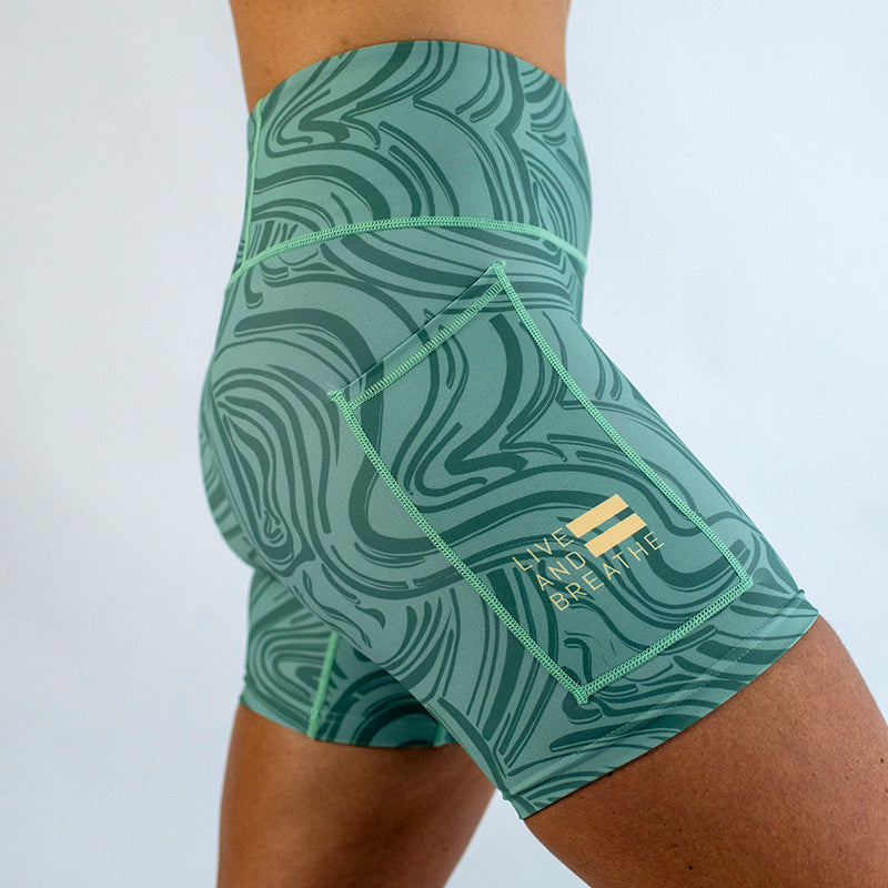 Gaia Seamless Mid Thigh Shorts