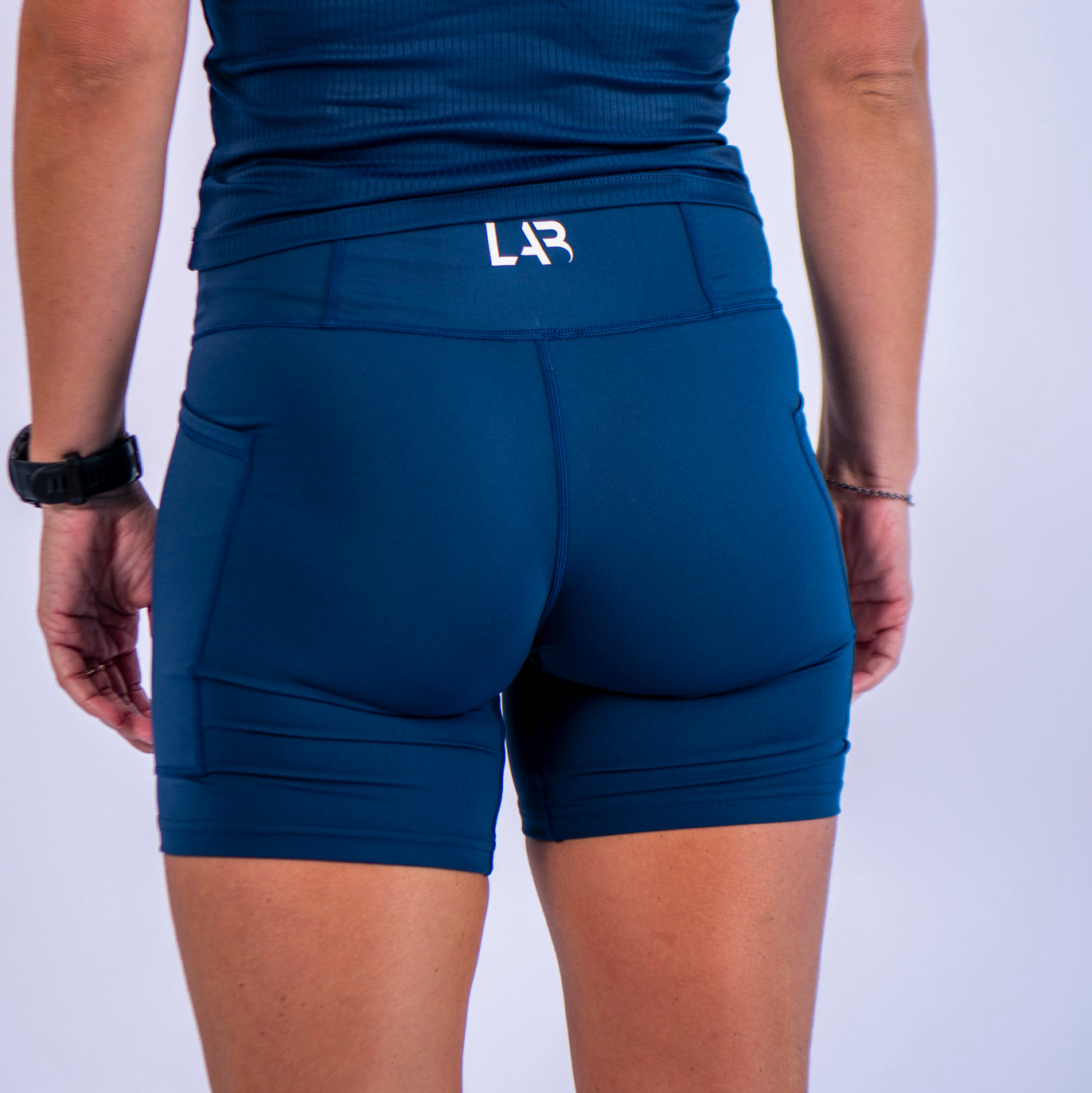 Navy Seamless Mid-Thigh Run Shorts